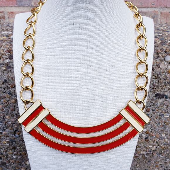 Monet Jewelry - VINTAGE MONET BOLD MODERNIST CREAM & RED ENAMEL GOLD TONE BIB STATEMENT NECKLACE